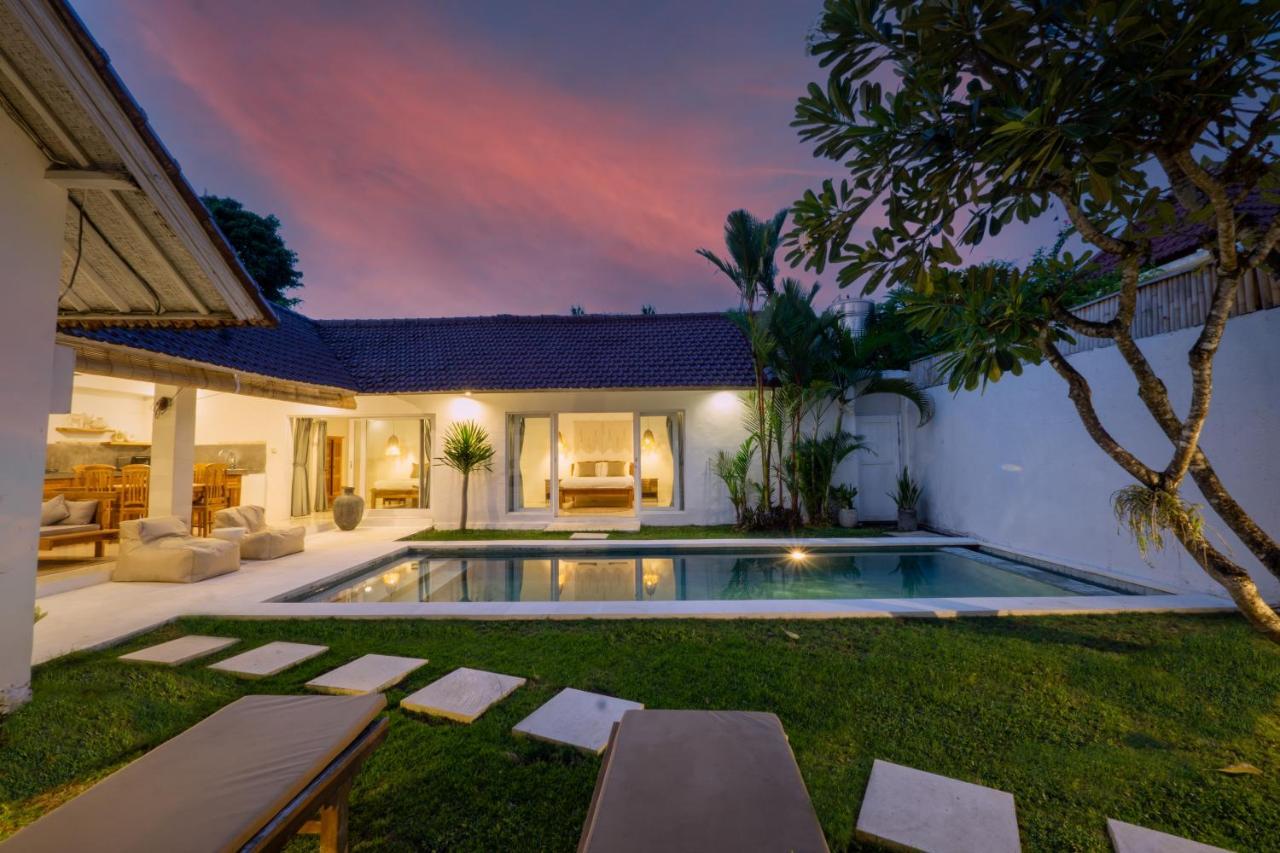 Villa Pagu Seminyak  Exterior photo